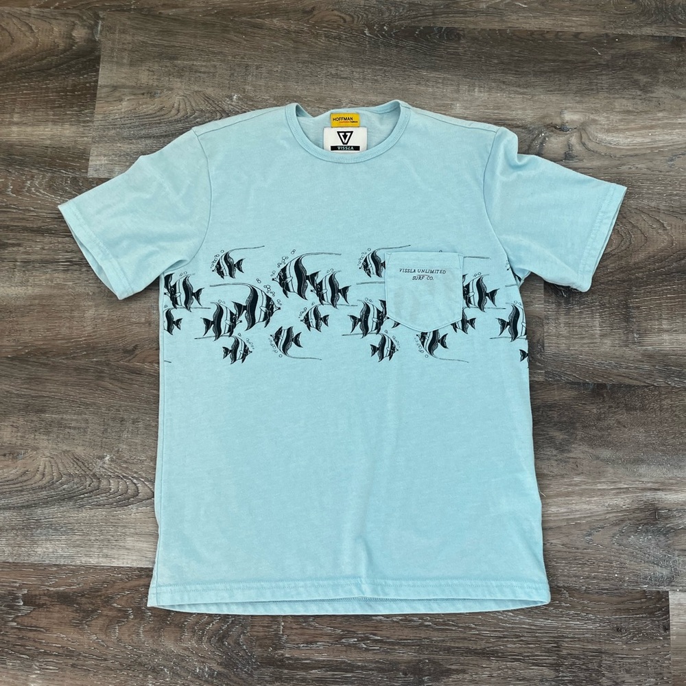 Vissla surf tee - unisex - youth large - never worn!